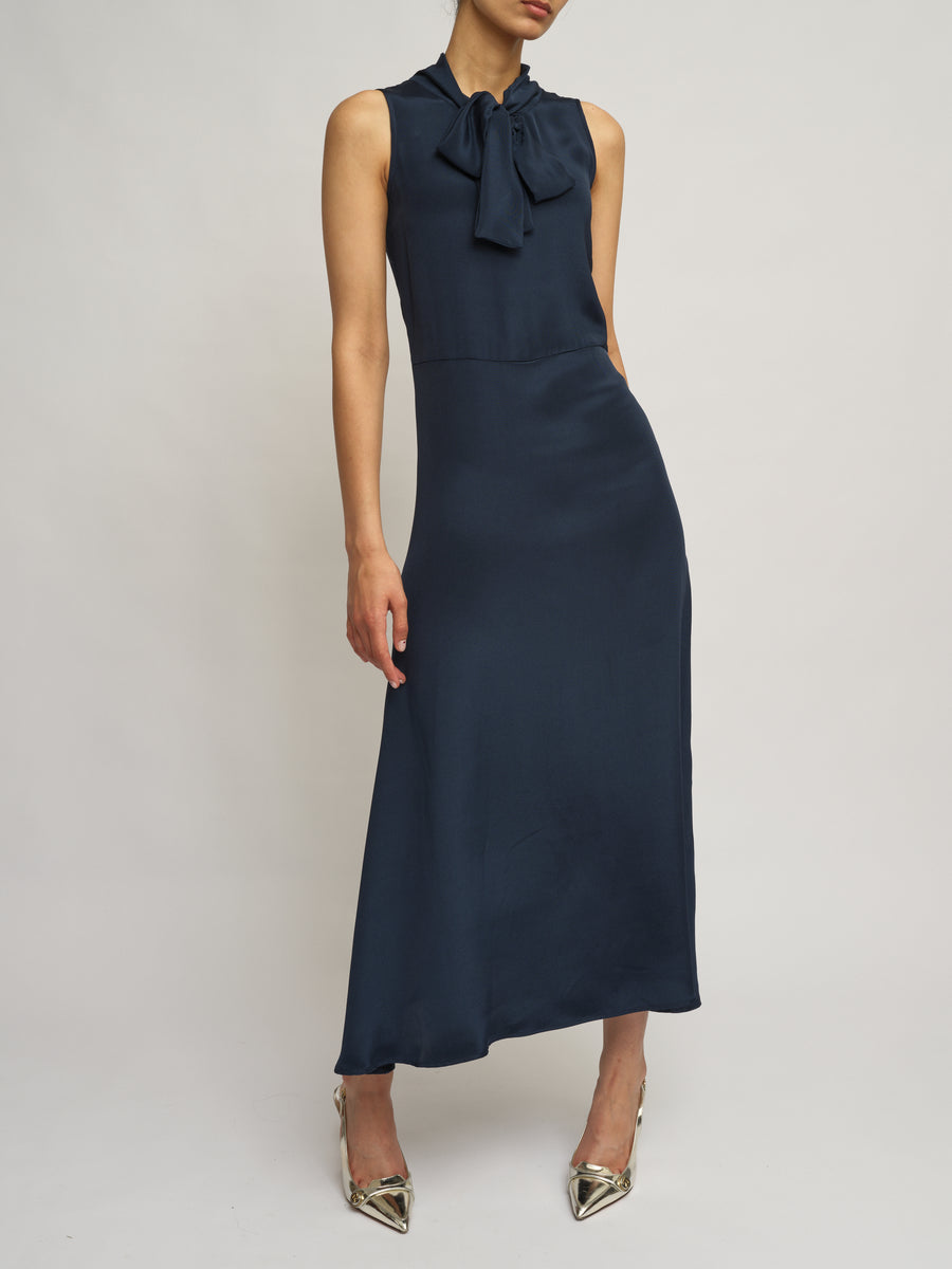 Greta Strapless Bow-detailed Wool and Silk-blend Crepe Gown